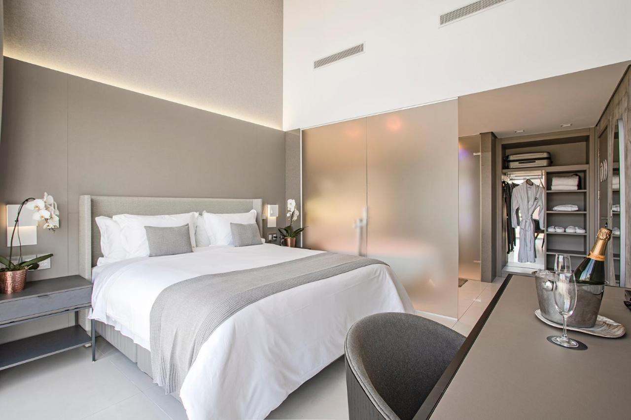 Suryaa Hotel Pinhais, Curio Collection By Hilton Extérieur photo