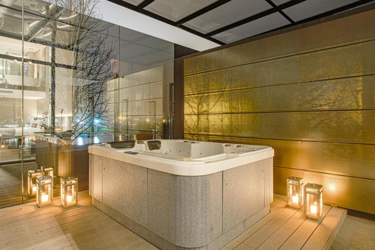 Suryaa Hotel Pinhais, Curio Collection By Hilton Extérieur photo
