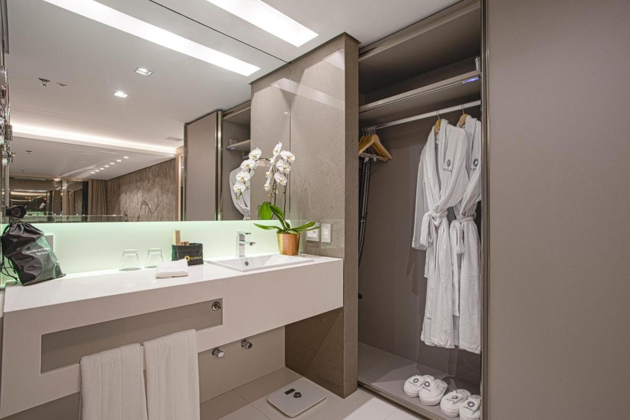 Suryaa Hotel Pinhais, Curio Collection By Hilton Extérieur photo