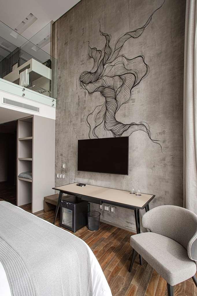 Suryaa Hotel Pinhais, Curio Collection By Hilton Chambre photo