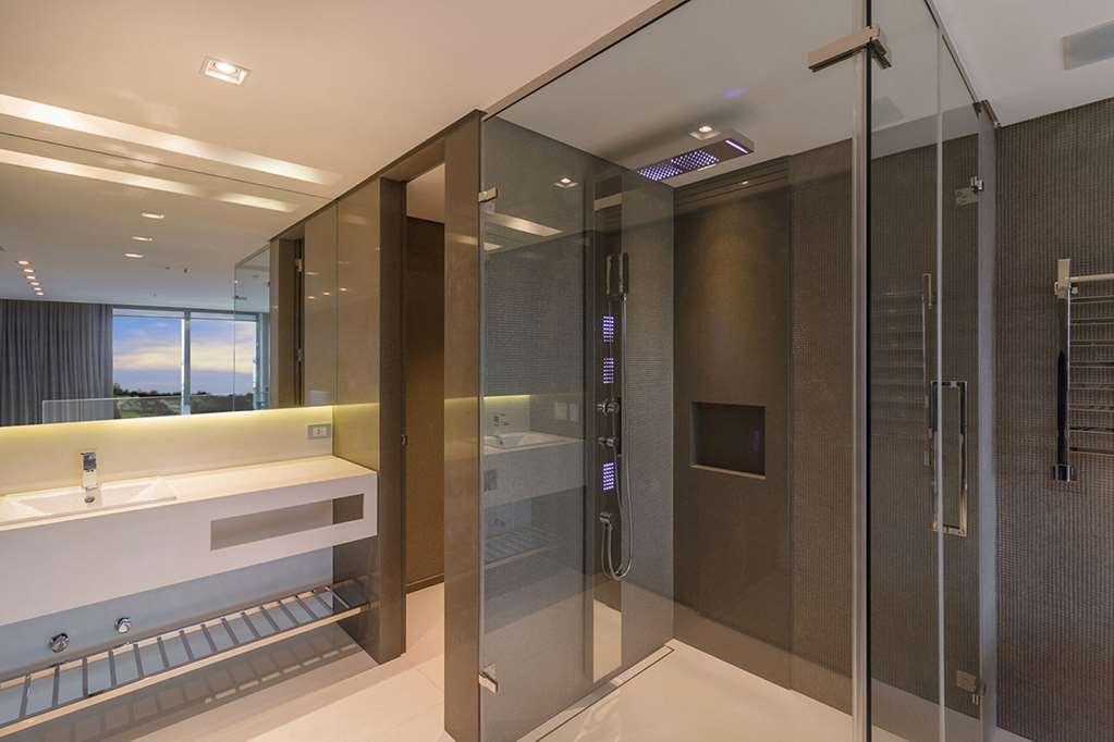 Suryaa Hotel Pinhais, Curio Collection By Hilton Extérieur photo